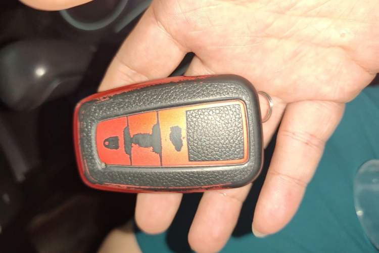 Used Toyota Camry 2021 2.0G Luxury Edition Vehicle Key