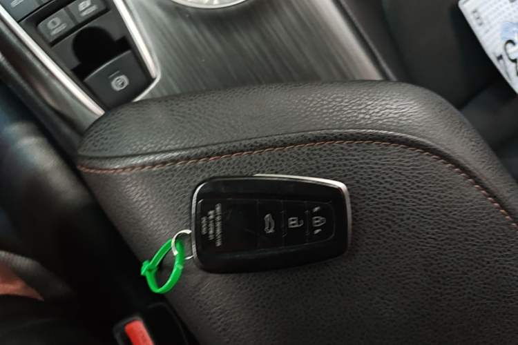 Used Toyota Camry 2021 Dual-Motor 2.5HG Luxury Edition Vehicle Key