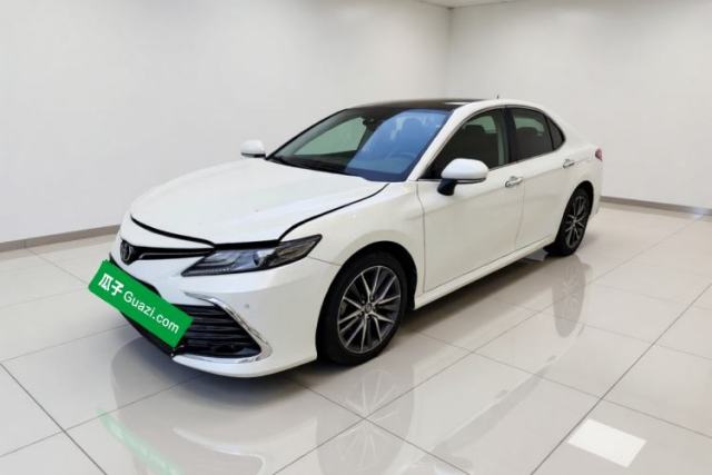 Ojetý Toyota Camry 2021 2.5G Luxury Edition