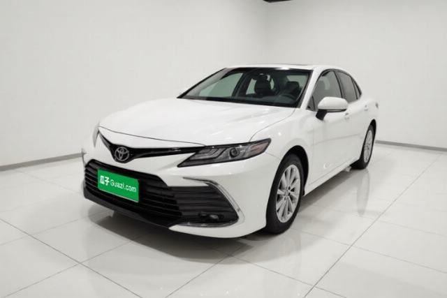 Ojetý Toyota Camry 2021 2.0G Luxury Edition