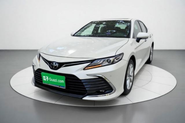 Ojetý Toyota Camry 2021 2.0G Luxury Edition