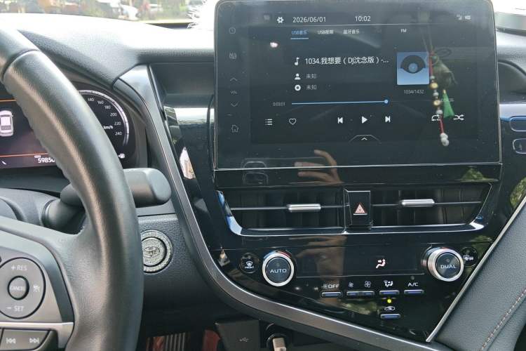 Used Toyota Camry 2021 2.5G Luxury Edition Audio And AC Panel