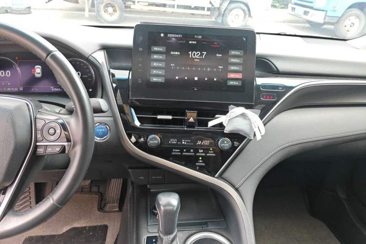Used Toyota Camry 2021 Dual-Motor 2.5HS Fēngshàng Edition Audio And AC Panel