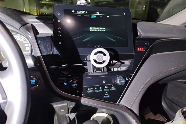 Used Toyota Camry 2021 2.0G Luxury Edition Audio And AC Panel