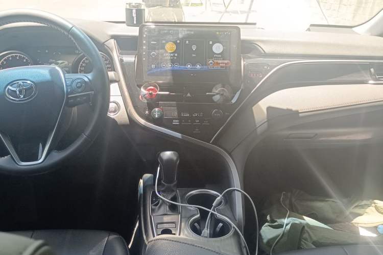 Used Toyota Camry 2021 2.0G Luxury Edition Audio And AC Panel