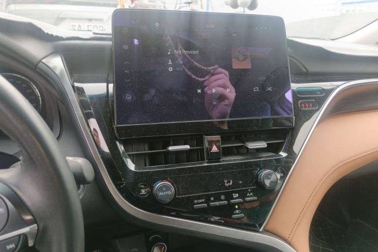 Used Toyota Camry 2021 2.5G Luxury Edition Audio And AC Panel
