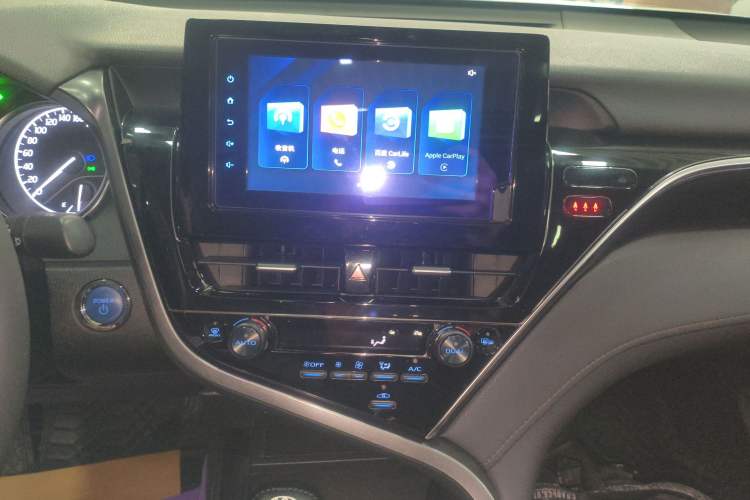 Used Toyota Camry 2021 Dual-Motor 2.5 HGVP Leading Edition Audio And AC Panel