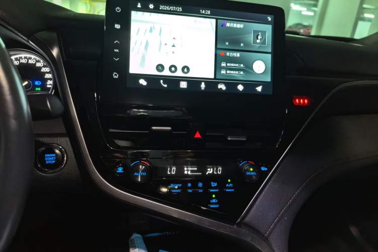 Used Toyota Camry 2021 2.0G Luxury Edition Audio And AC Panel
