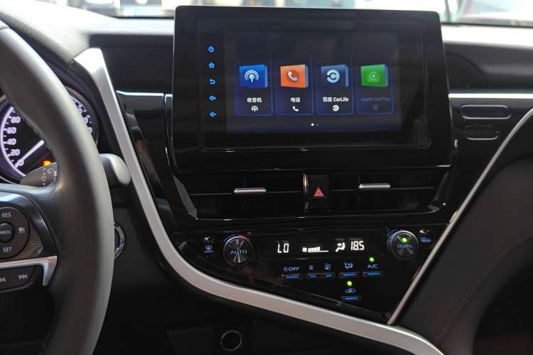 Used Toyota Camry 2021 Dual-Motor 2.5 HGVP Leading Edition Audio And AC Panel