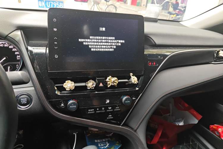 Used Toyota Camry 2021 2.0G Luxury Edition Audio And AC Panel