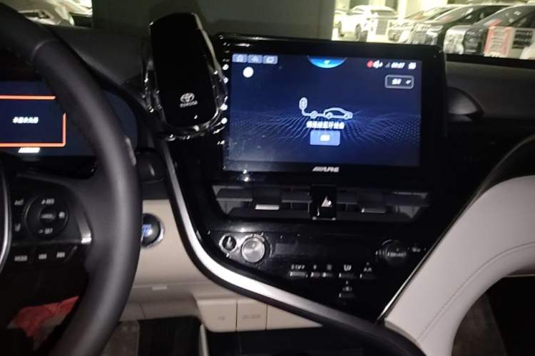 Used Toyota Camry 2021 2.5G Luxury Edition Audio And AC Panel
