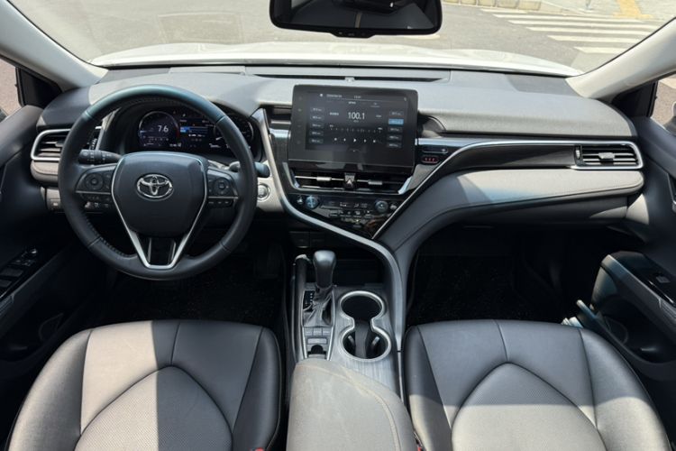 Used Toyota Camry 2021 2.5G Luxury Edition Audio And AC Panel