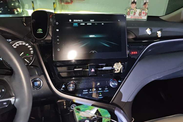 Used Toyota Camry 2021 2.0G Luxury Edition Audio And AC Panel