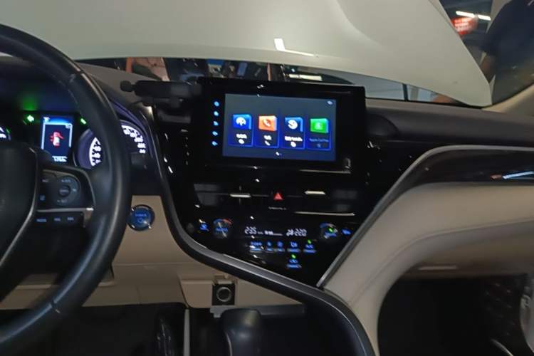 Used Toyota Camry 2021 Dual-Motor 2.5 HGVP Leading Edition Audio And AC Panel