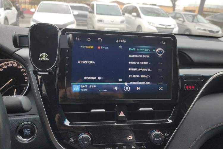 Used Toyota Camry 2021 2.0G Luxury Edition Audio And AC Panel