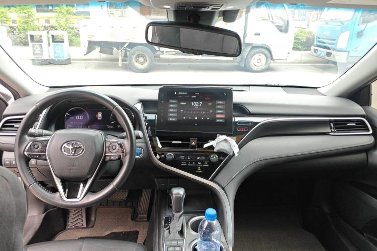 Used Toyota Camry 2021 Dual-Motor 2.5HS Fēngshàng Edition Center Console