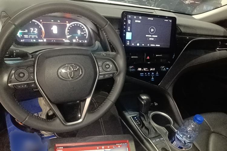 Used Toyota Camry 2021 2.5G Luxury Edition Center Console