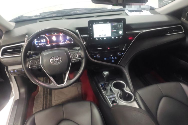 Used Toyota Camry 2021 2.5G Luxury Edition Center Console