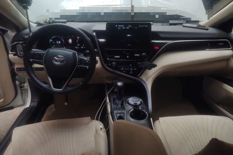 Used Toyota Camry 2021 Dual-Motor 2.5HG Luxury Edition Center Console