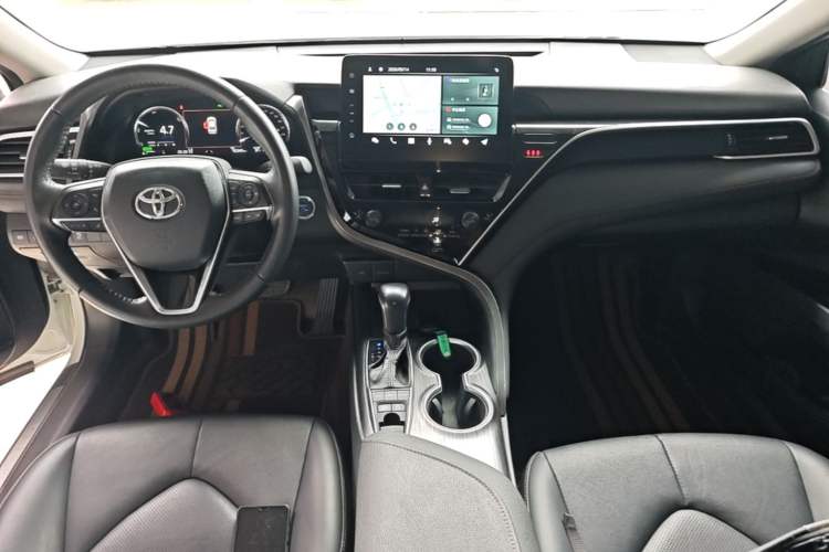 Used Toyota Camry 2021 Dual-Motor 2.5HG Luxury Edition Center Console