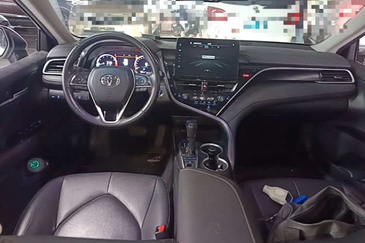 Used Toyota Camry 2021 2.5G Luxury Edition Center Console