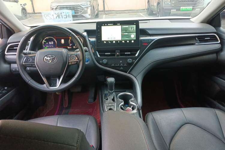 Used Toyota Camry 2021 Dual-Motor 2.5HG Luxury Edition Center Console
