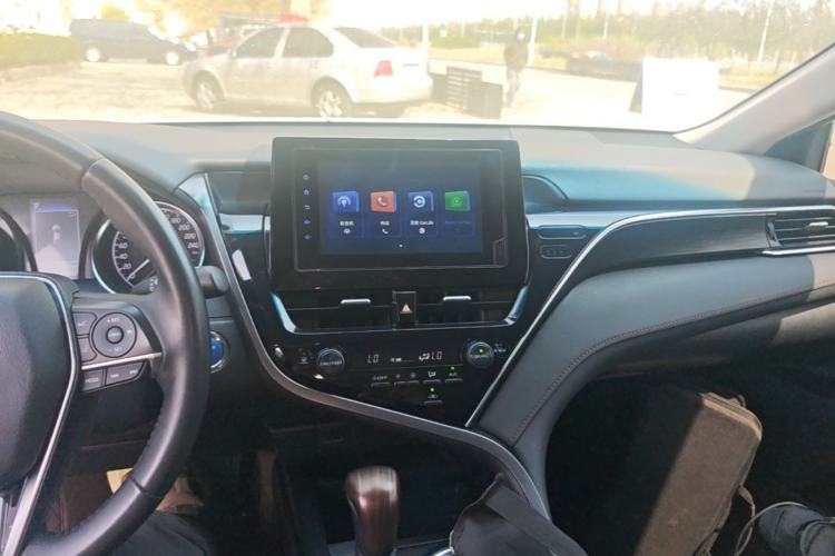 Used Toyota Camry 2021 Dual-Motor 2.5 HGVP Leading Edition Center Console