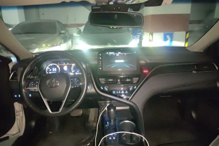 Used Toyota Camry 2021 Dual-Motor 2.5HG Luxury Edition Center Console