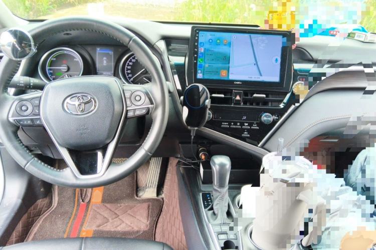 Used Toyota Camry 2021 Dual-Motor 2.5 HGVP Leading Edition Center Console