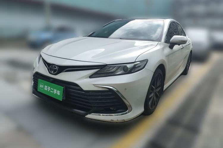 Used Toyota Camry 2021 2.5G Luxury Edition Guazi used car, China used car export, Used car for sale, Used cars, Cheapest cars for sale