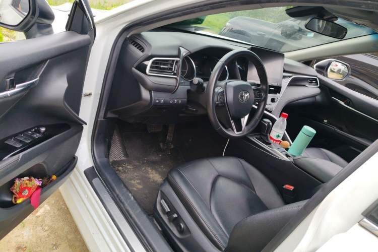 Used Toyota Camry 2021 2.0G Luxury Edition Driver Seat