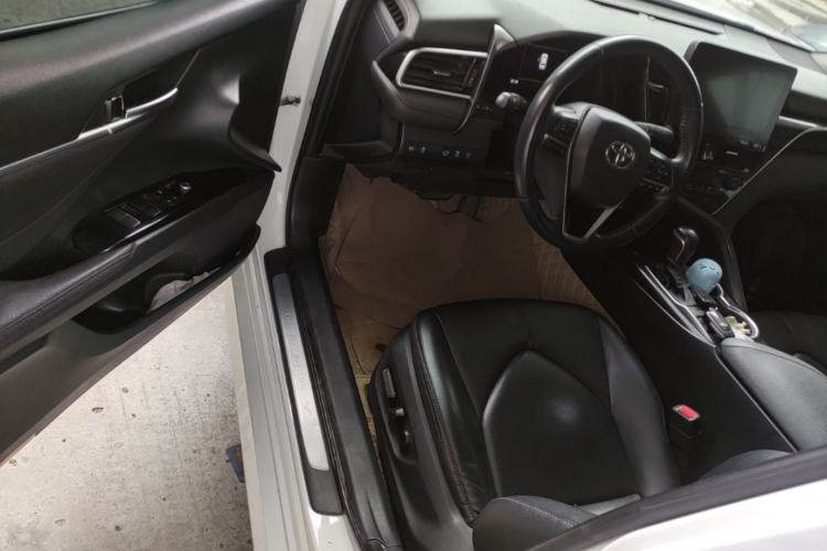 Used Toyota Camry 2021 2.5G Luxury Edition Driver Seat