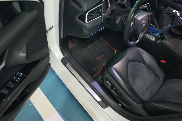 Used Toyota Camry 2021 2.0S FENGSHANG Edition Driver Seat