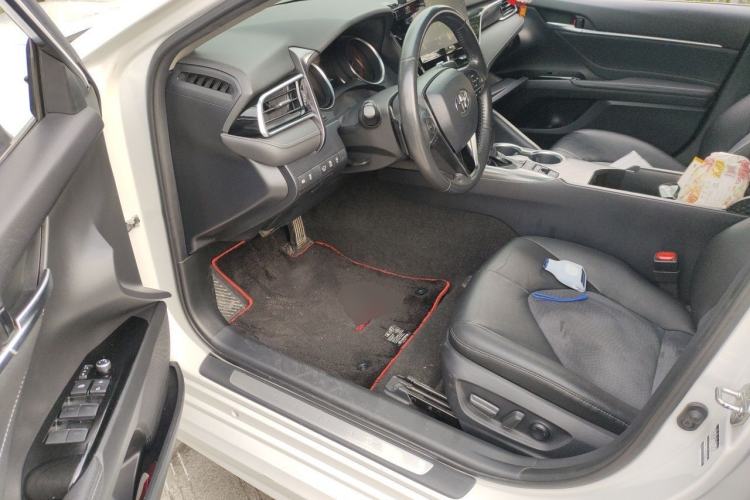 Used Toyota Camry 2021 2.0S FENGSHANG Edition Driver Seat