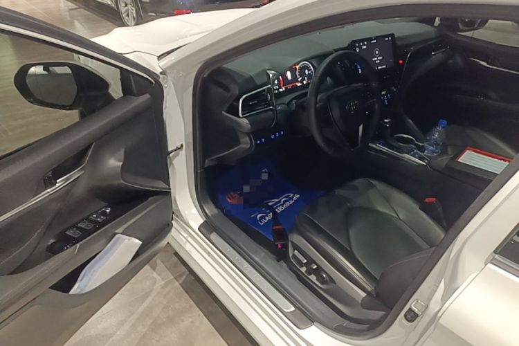 Used Toyota Camry 2021 2.5G Luxury Edition Driver Seat