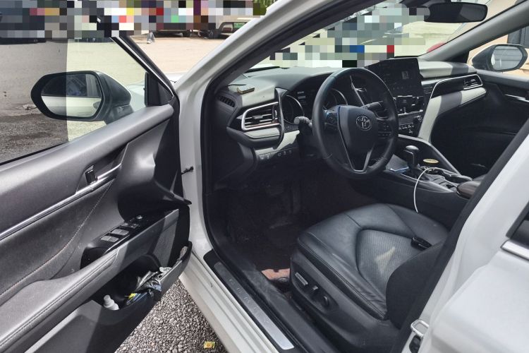 Used Toyota Camry 2021 2.0G Luxury Edition Driver Seat