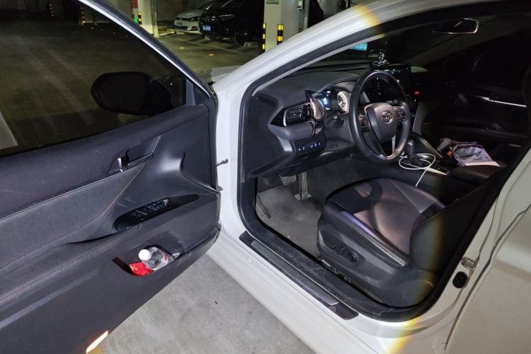 Used Toyota Camry 2021 2.0G Luxury Edition Driver Seat