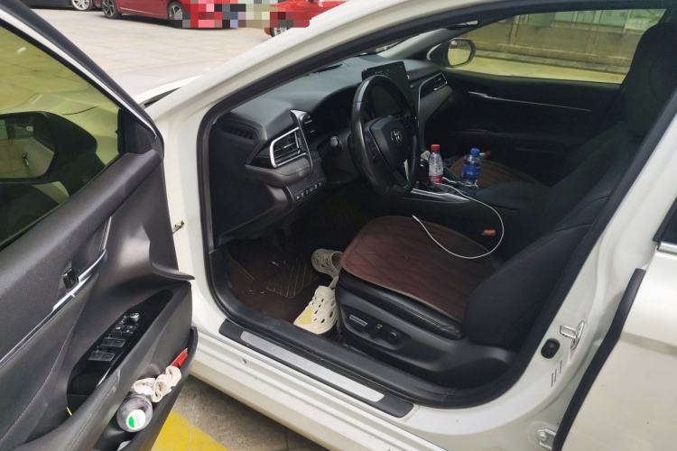 Used Toyota Camry 2021 2.5G Luxury Edition Driver Seat