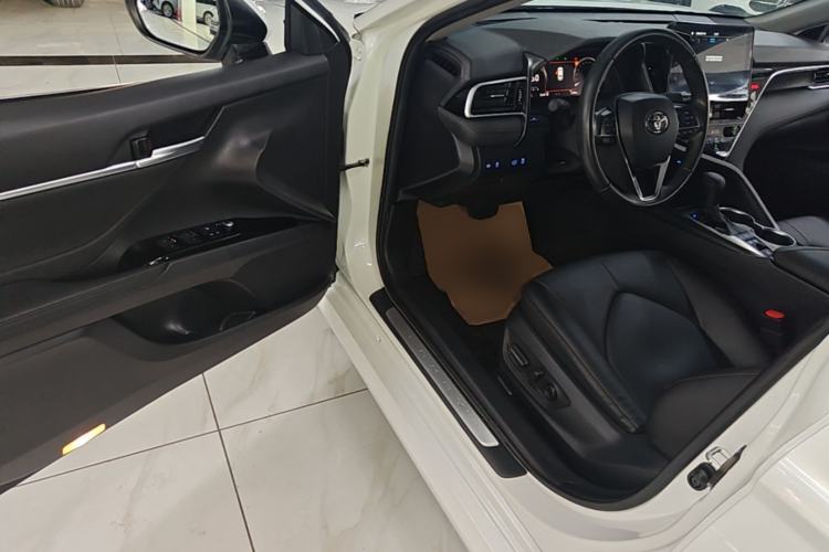 Used Toyota Camry 2021 Dual-Motor 2.5HG Luxury Edition Driver Seat