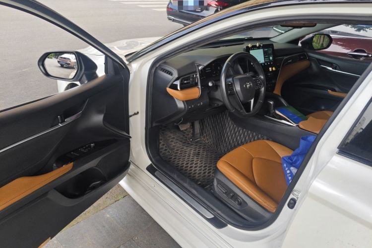 Used Toyota Camry 2021 Dual-Motor 2.5HG Luxury Edition Driver Seat