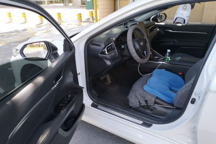Used Toyota Camry 2021 Dual-Motor 2.5HG Luxury Edition Driver Seat