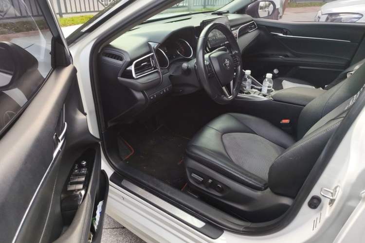 Used Toyota Camry 2021 2.0S FENGSHANG Edition Driver Seat