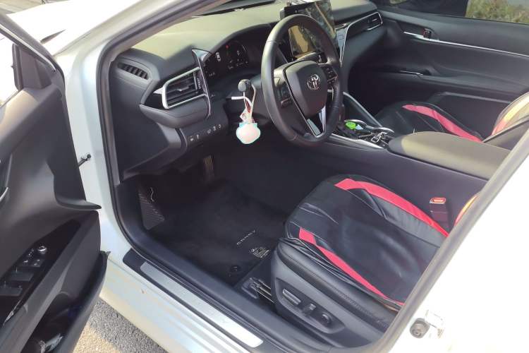 Used Toyota Camry 2021 2.5G Luxury Edition Driver Seat