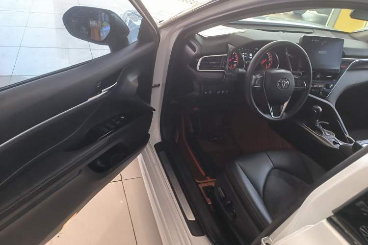 Used Toyota Camry 2021 2.0S FENGSHANG Edition Driver Seat