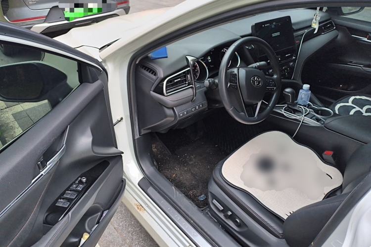 Used Toyota Camry 2021 2.0G Luxury Edition Driver Seat