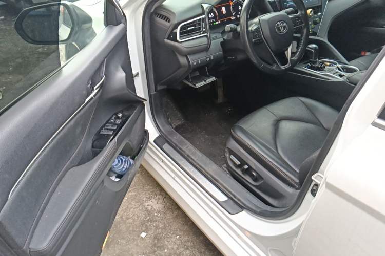 Used Toyota Camry 2021 Dual-Motor 2.5HG Luxury Edition Driver Seat