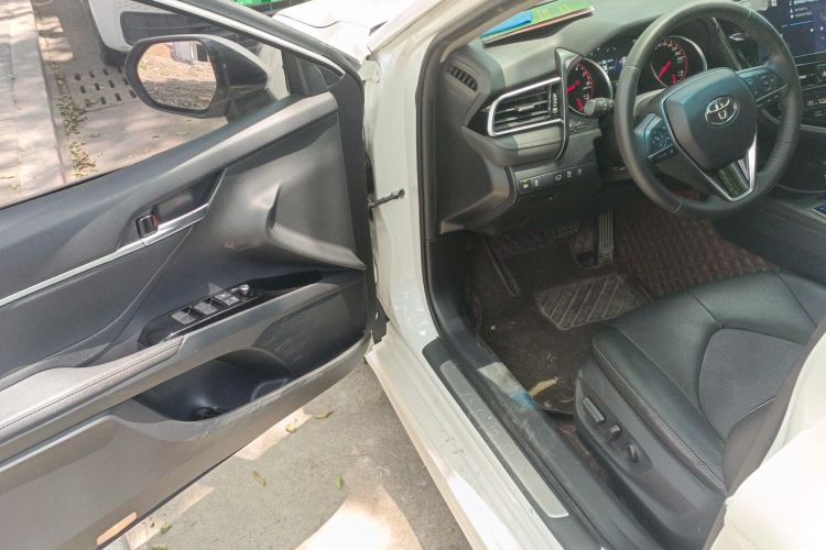 Used Toyota Camry 2021 2.0S FENGSHANG Edition Driver Seat