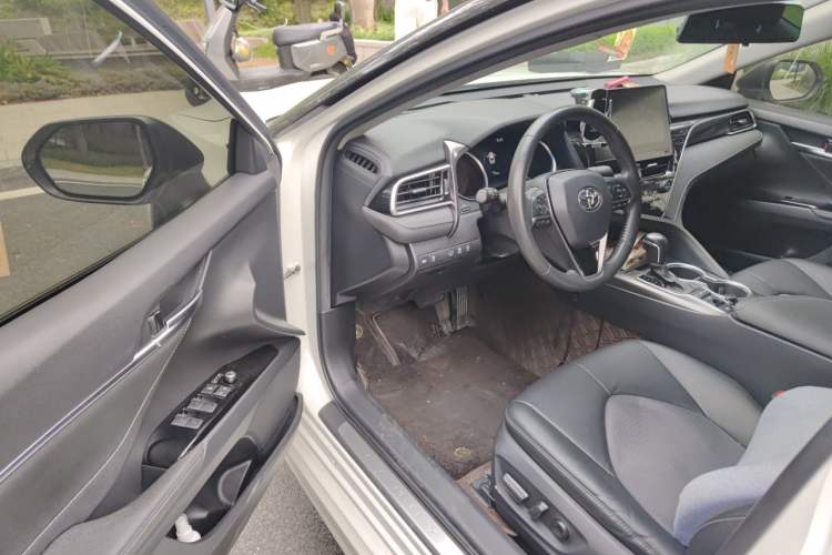 Used Toyota Camry 2021 2.0S FENGSHANG Edition Driver Seat