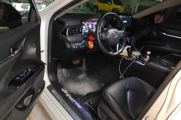 Used Toyota Camry 2021 Dual-Motor 2.5HG Luxury Edition Driver Seat