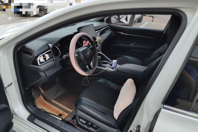 Used Toyota Camry 2021 2.0G Luxury Edition Driver Seat
